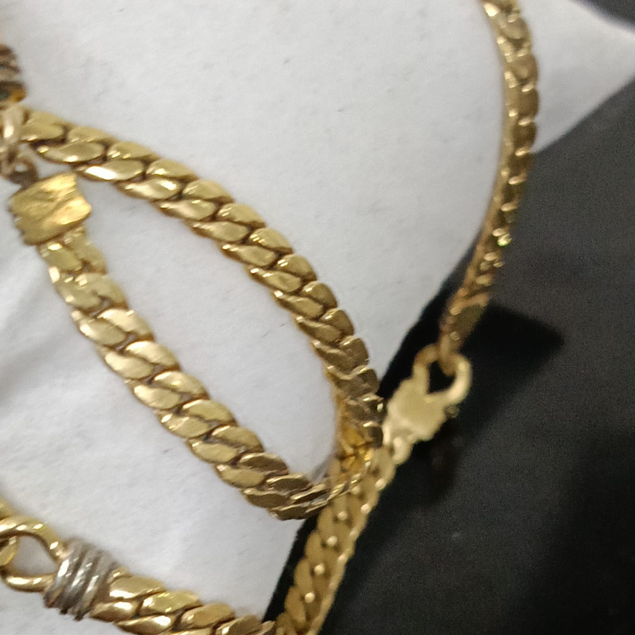 سلسلة بلاكي حر فرنسي