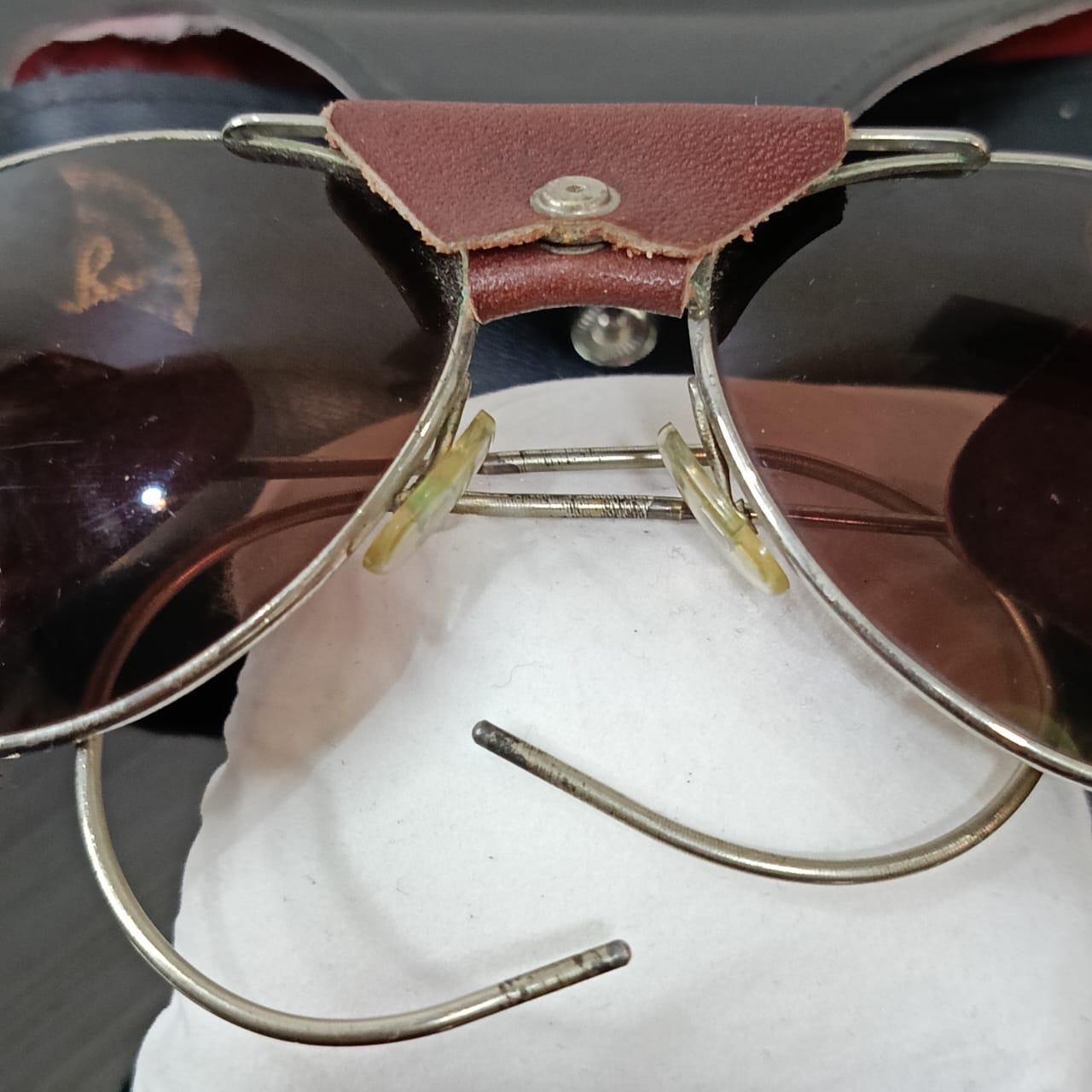 Lunette rare vintage original en cuir