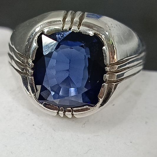 خاتم فضة أوربي تحفة بحجر سفير أزرق نقي