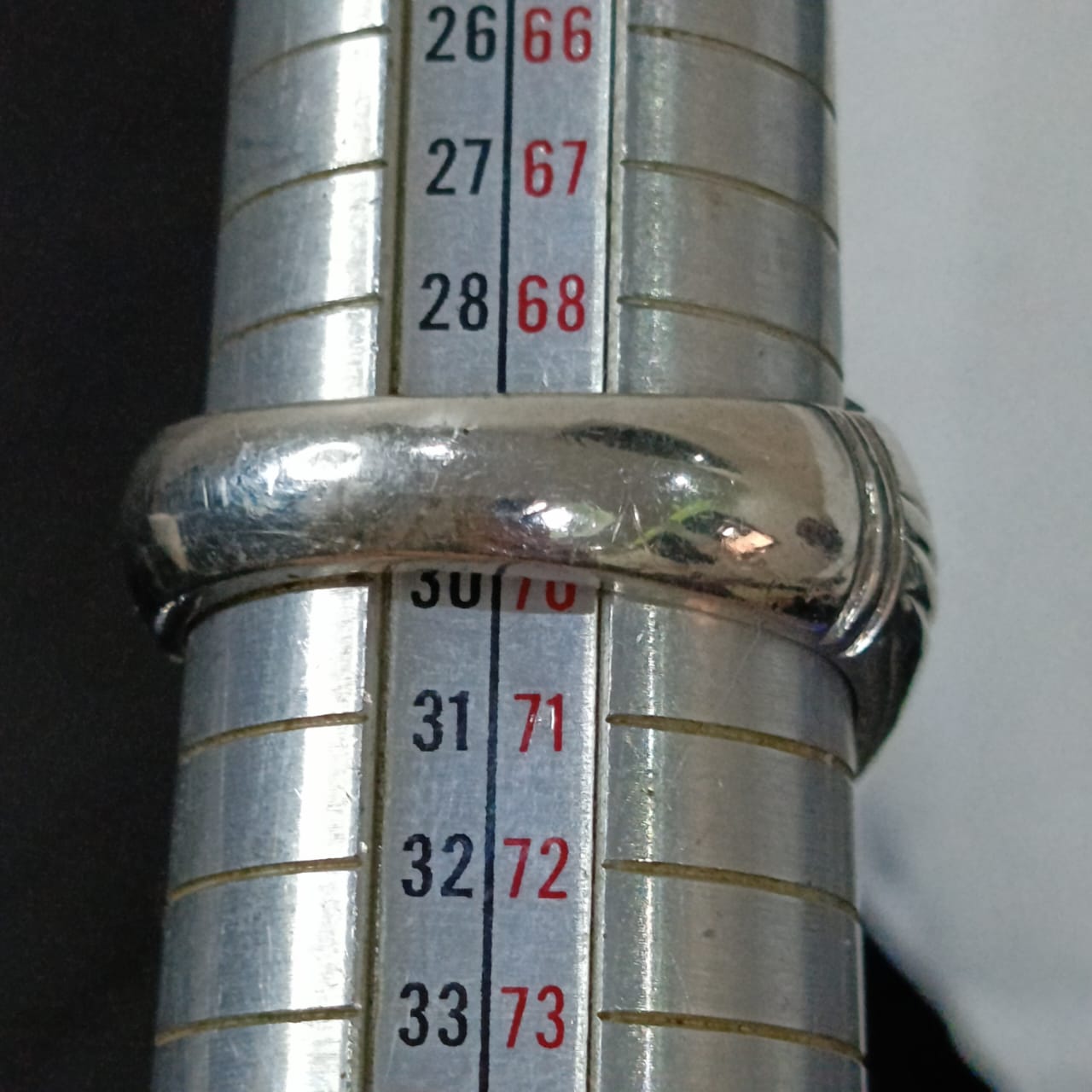 خاتم فضة أوربي تحفة بحجر سفير أزرق نقي