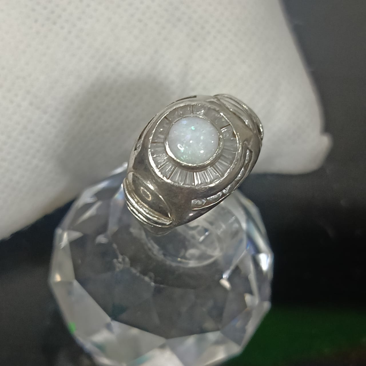 خاتم فضة بحجر أوبال تحفة