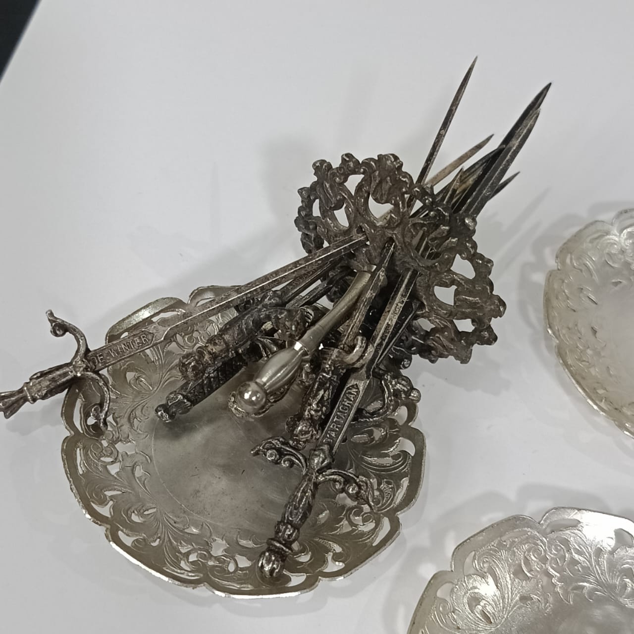 تحفة أنتيك ديكور تغليف فضة