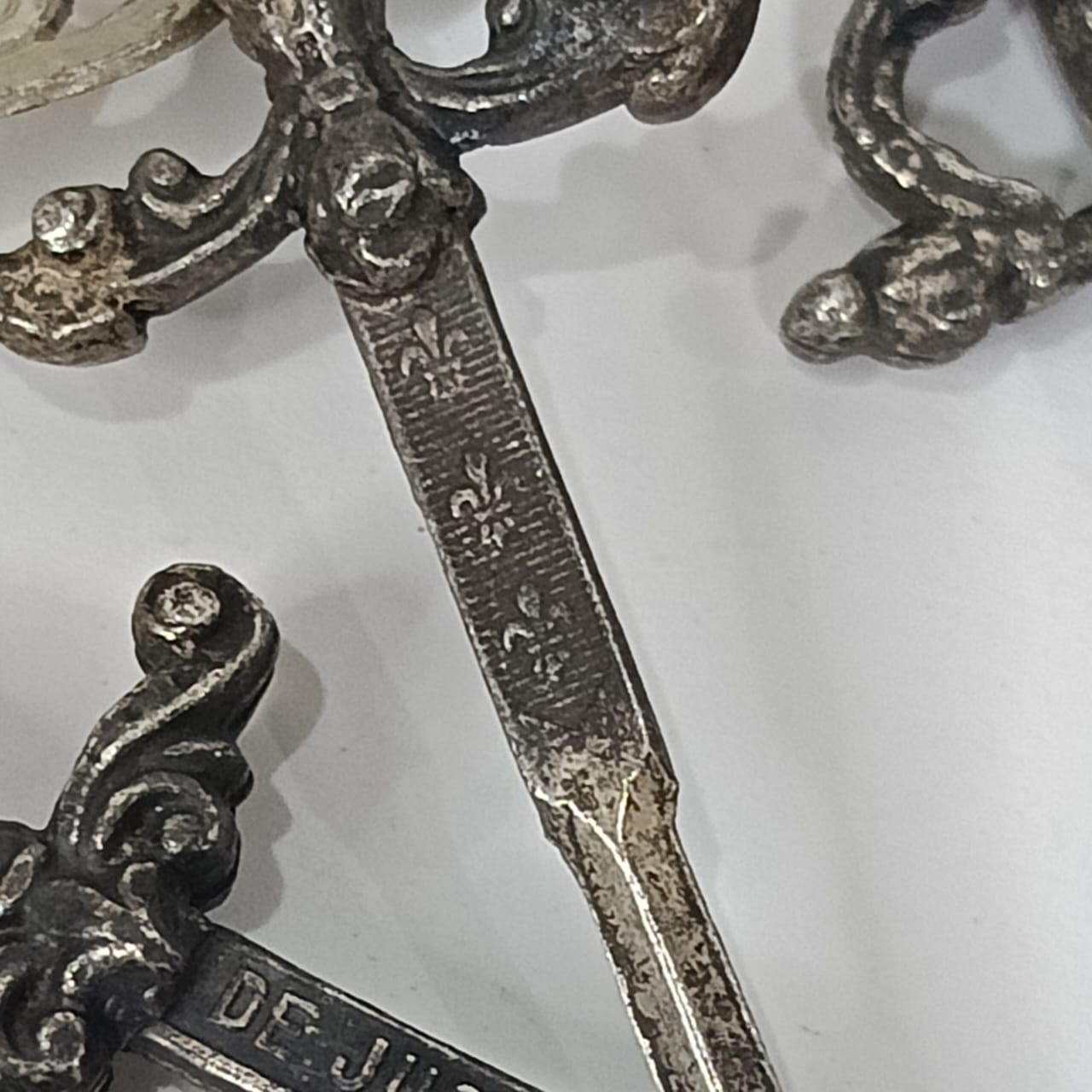 تحفة أنتيك ديكور تغليف فضة