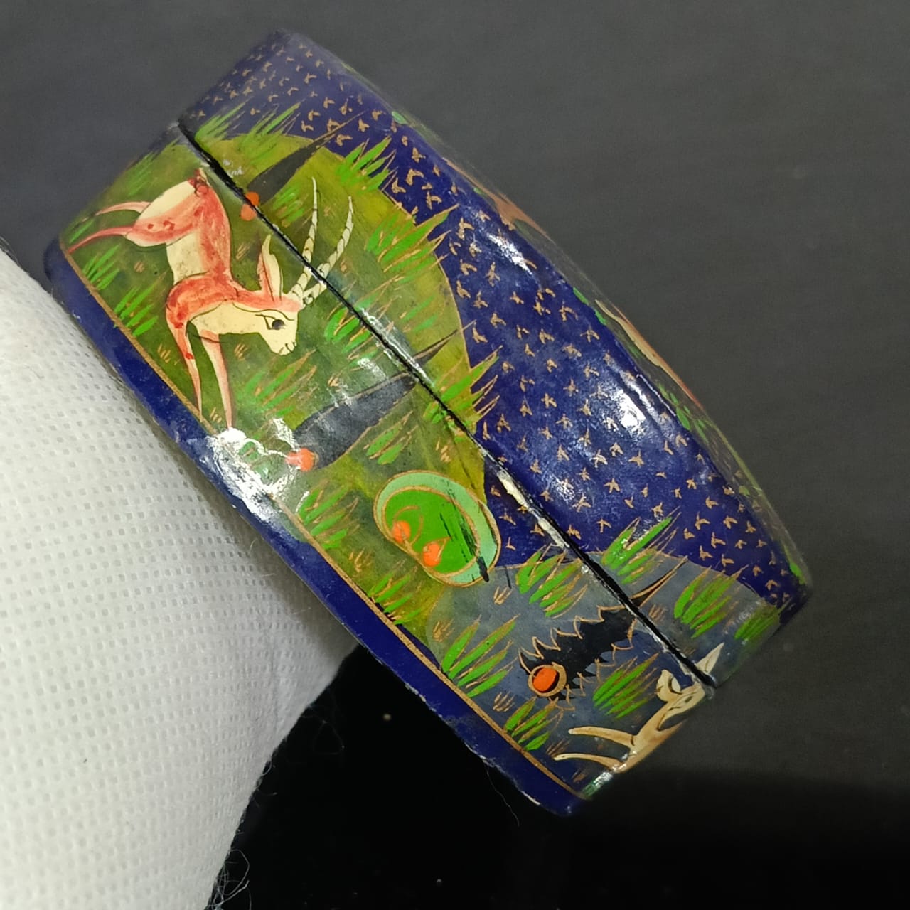 علبة مجوهرات تحفة   أصلية خشب ورسومات