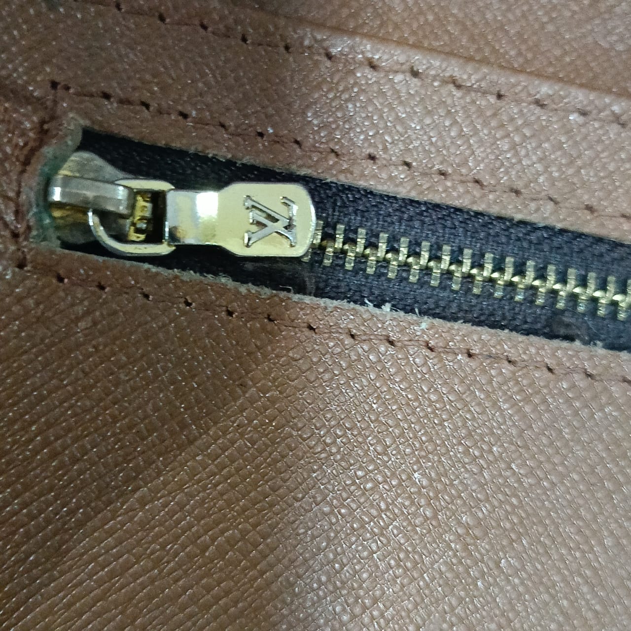 Portefeuille louis Vuitton Femme en cuir vintage