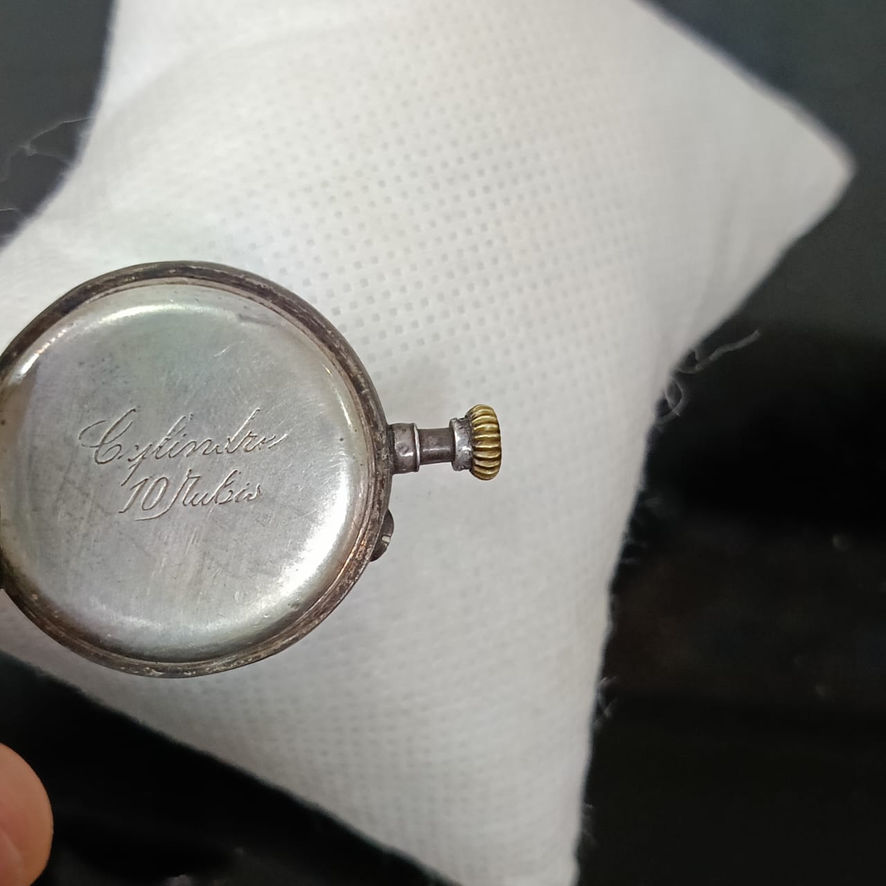 ساعة جيب فضة عاطلة