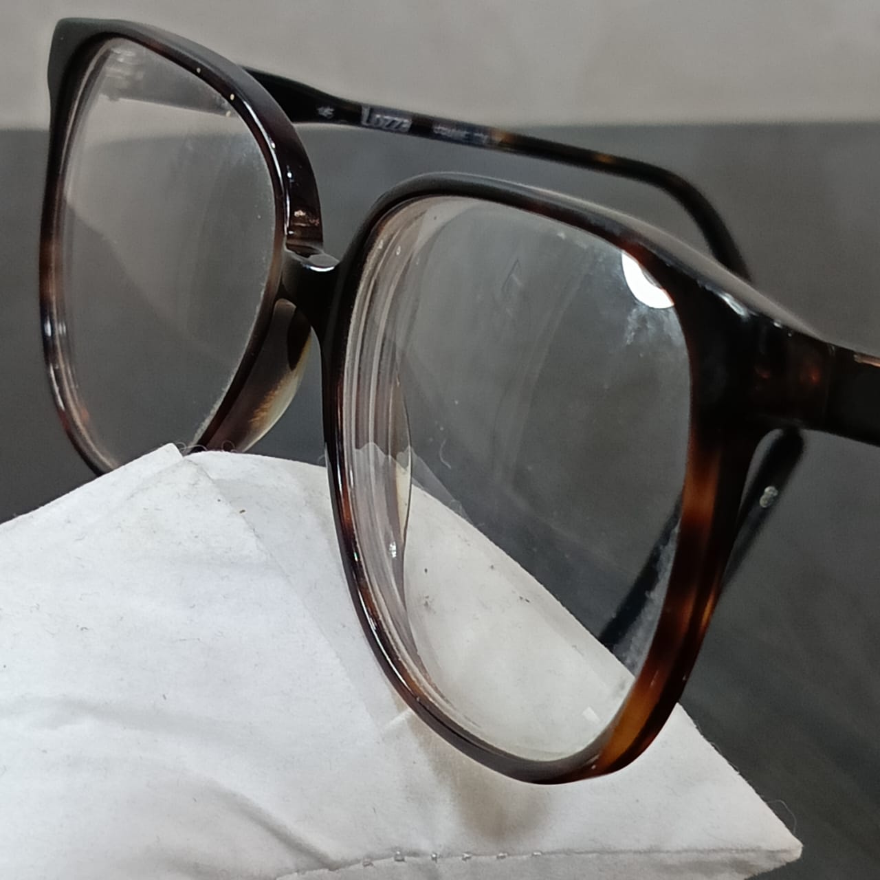 Cadre du lunette lozza original