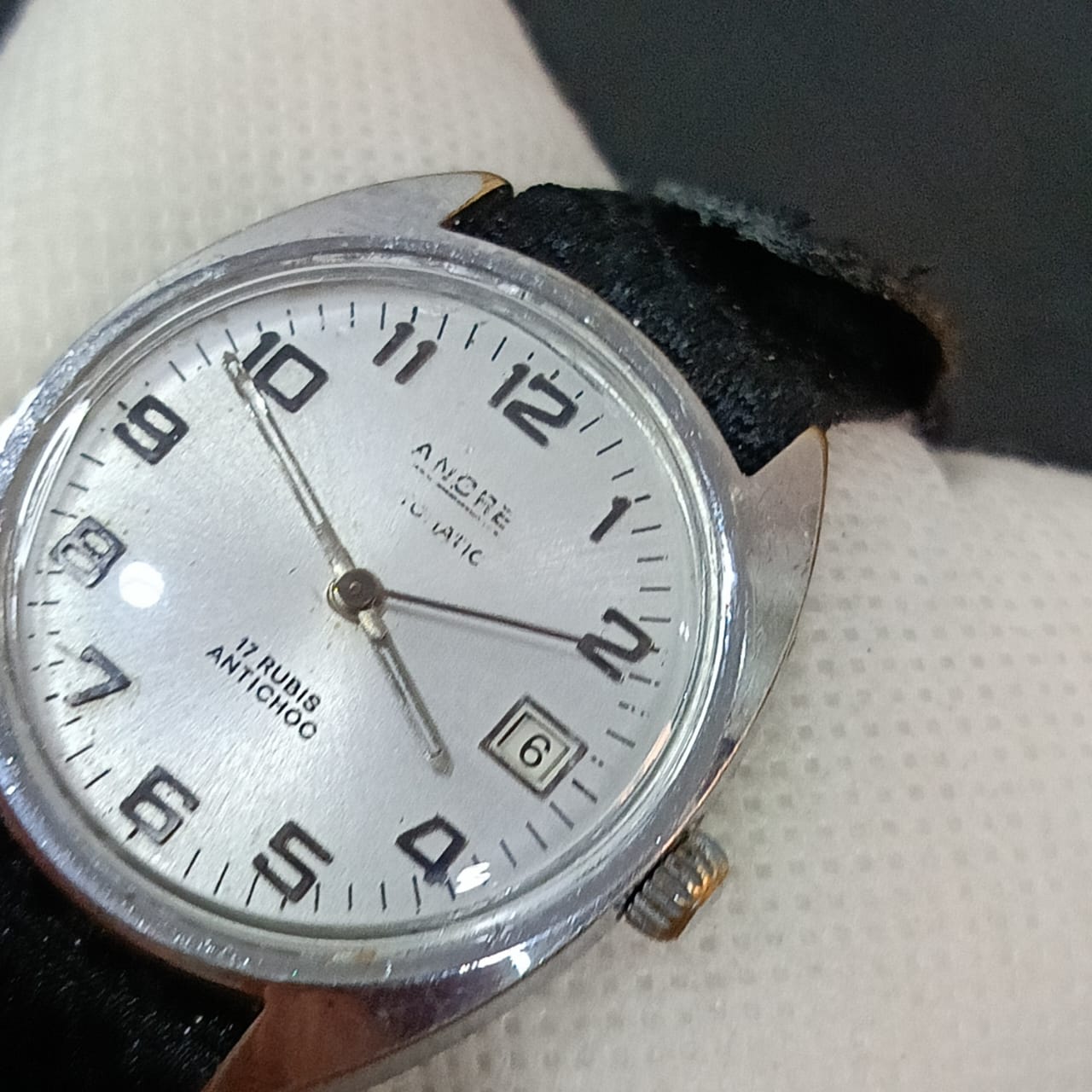 Montre ancre automatique original