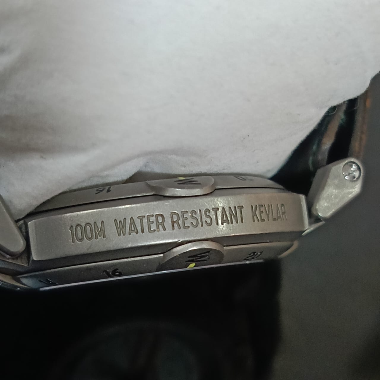 Montre yema GMT rare vintage original saphir/titanium