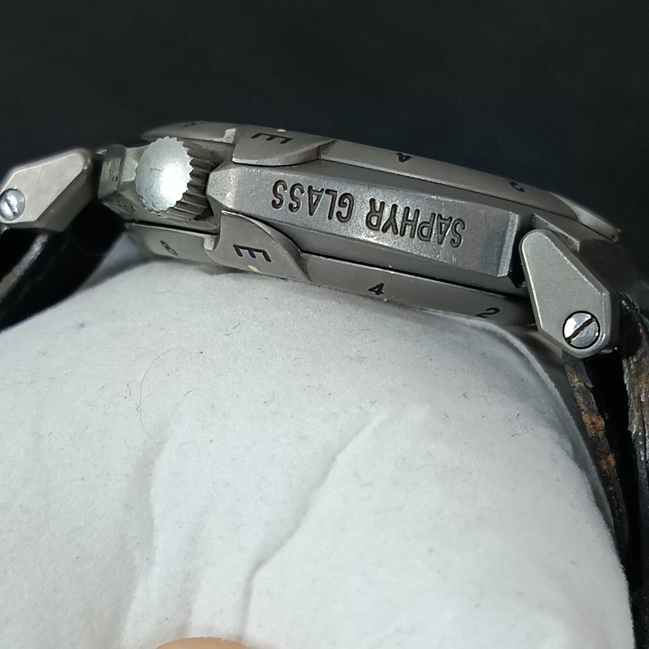 Montre yema GMT rare vintage original saphir/titanium