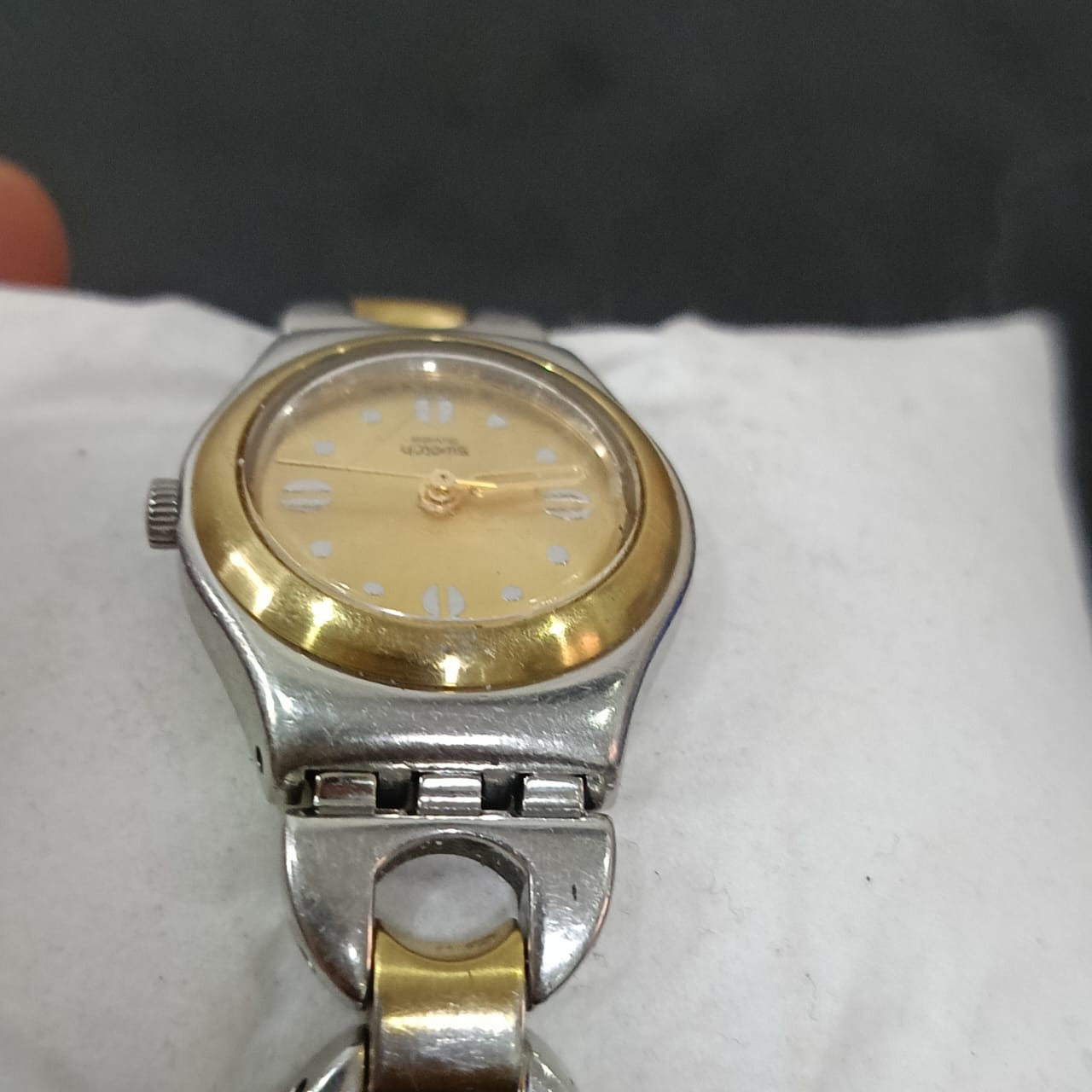 Montre swatch acier inoxydable femme original