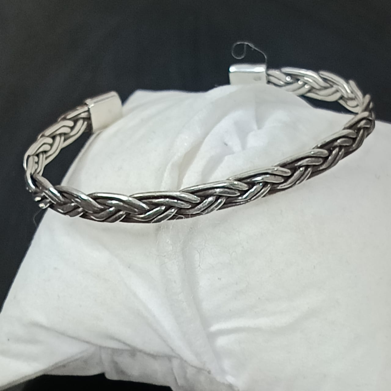 سوار فضة ظفيرة