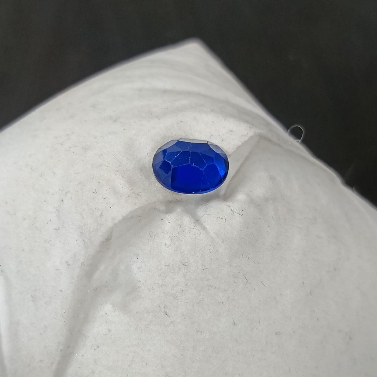 فص حجر سفير أزرق