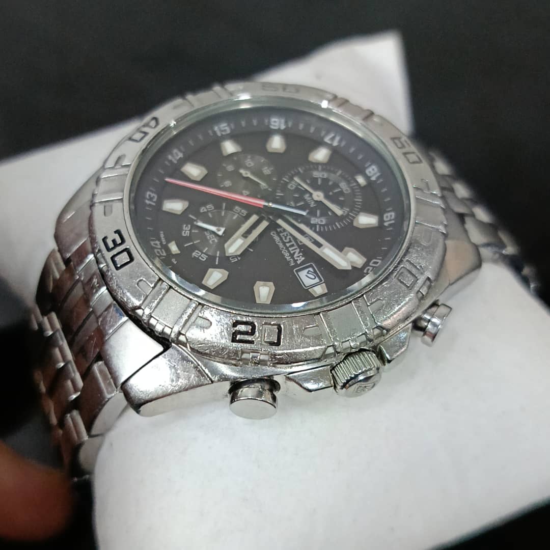 Montre Festina original homme chronographe