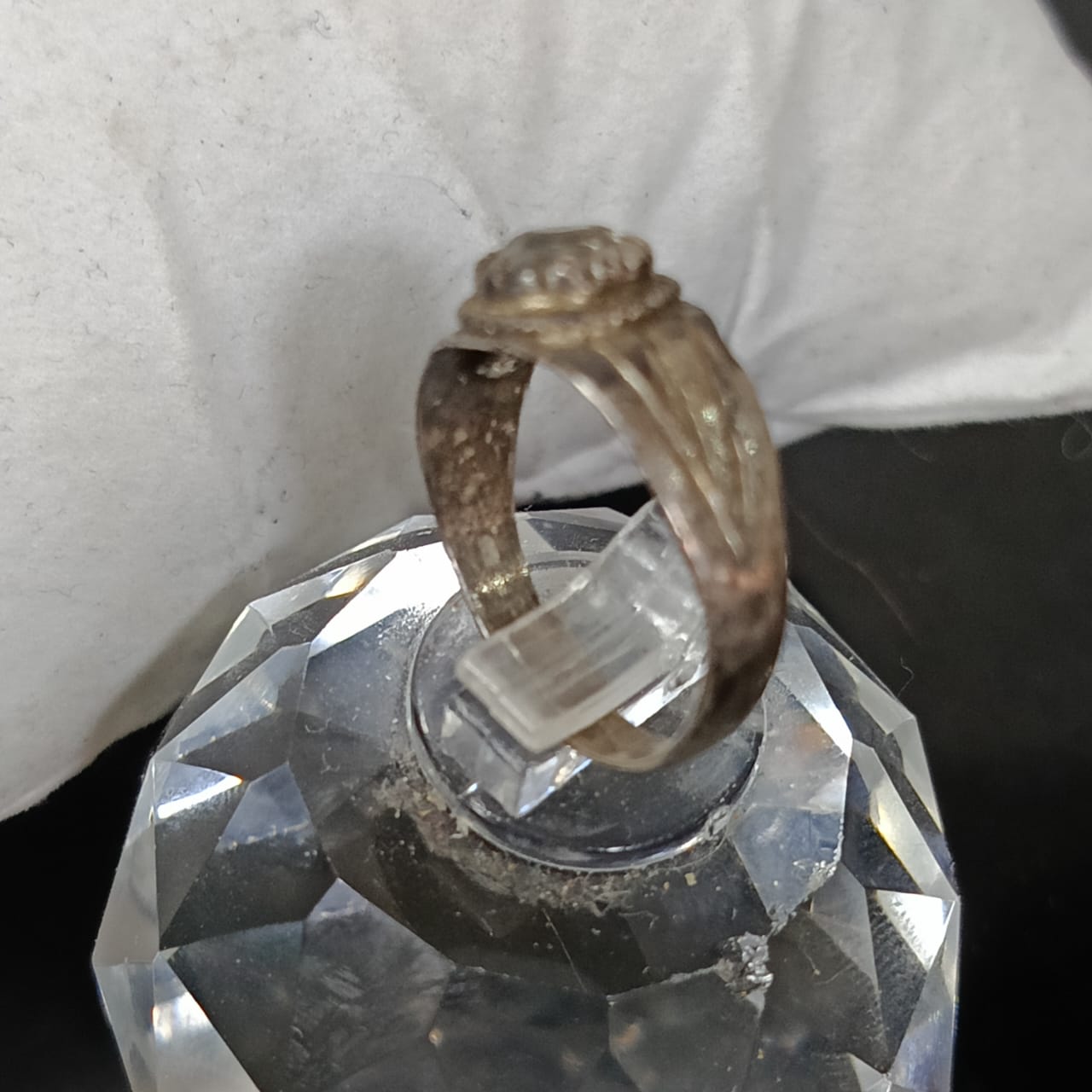 خاتم فضة قديم