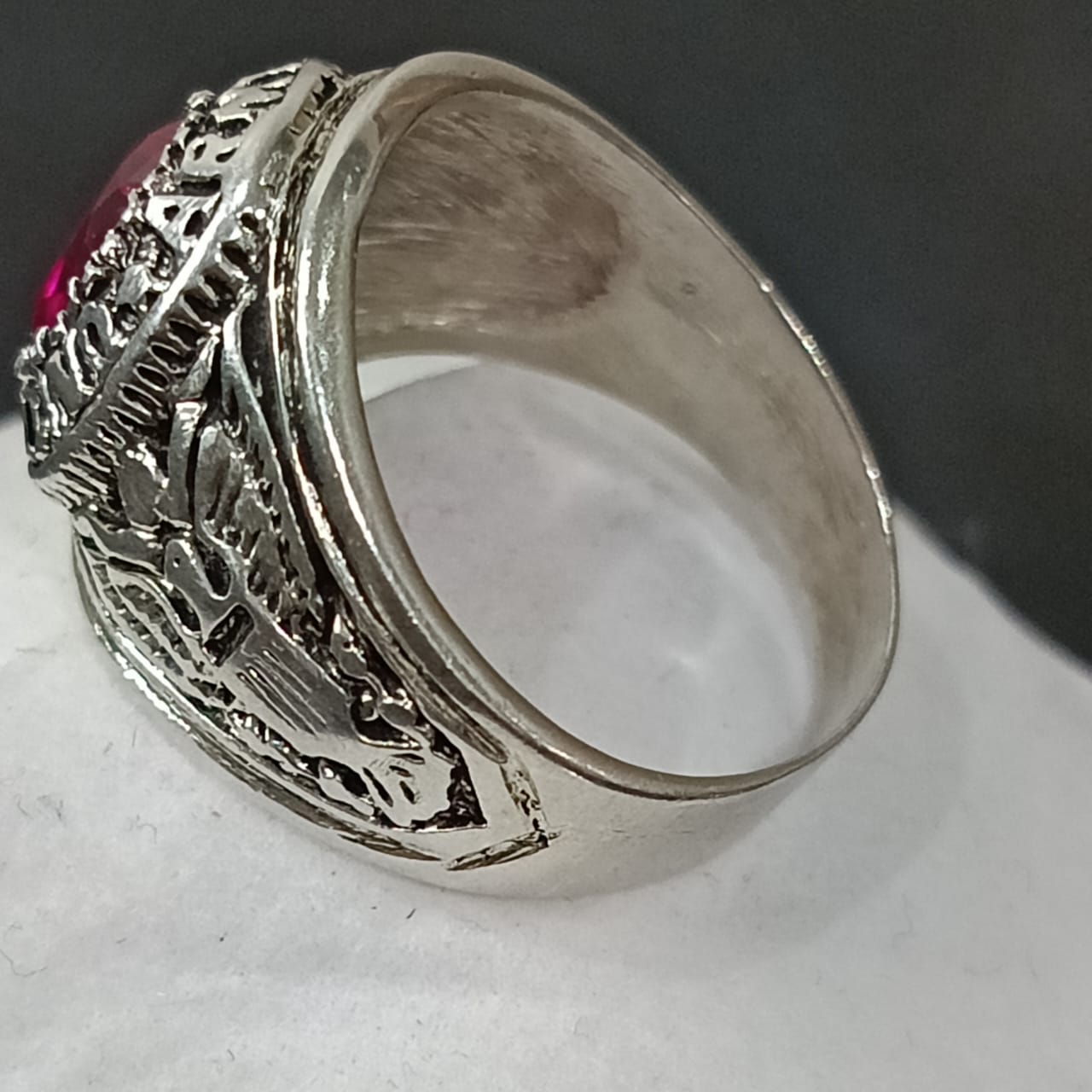 خاتم فضة أمريكي تحفة بحجر ياقوت طبيعي