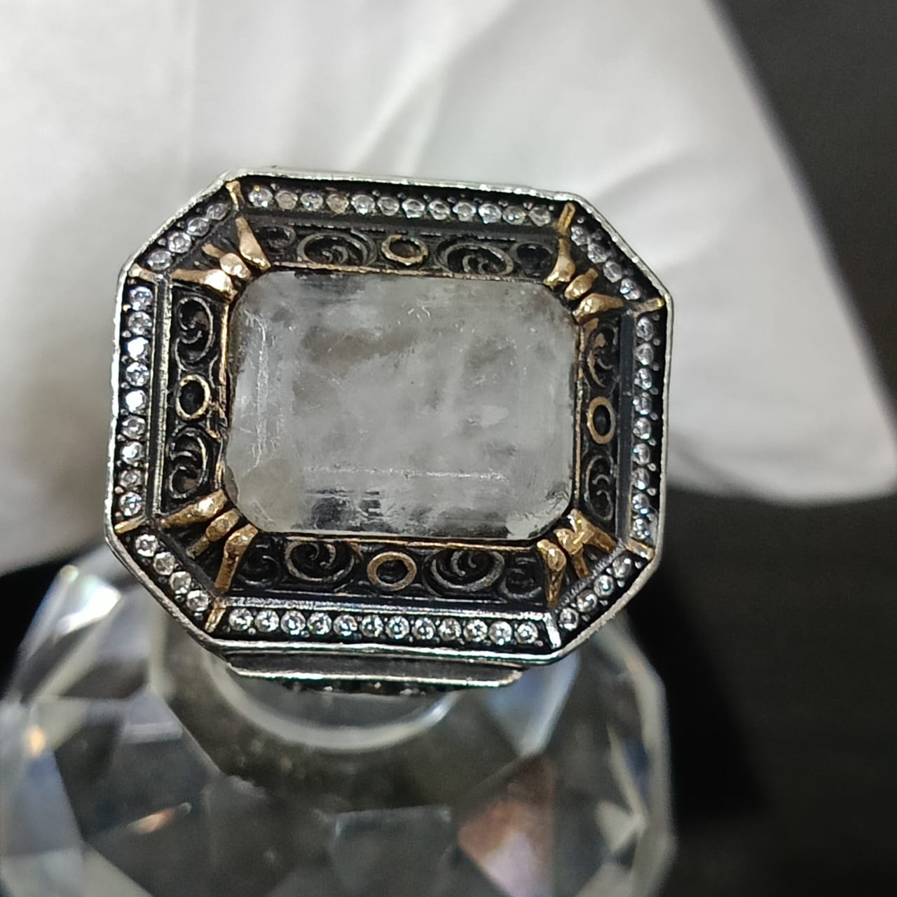 خاتم فضة تحفة بحجر كريم