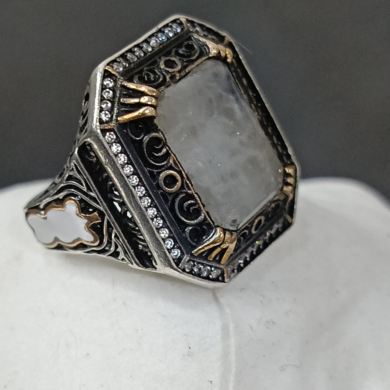 خاتم فضة تحفة بحجر كريم