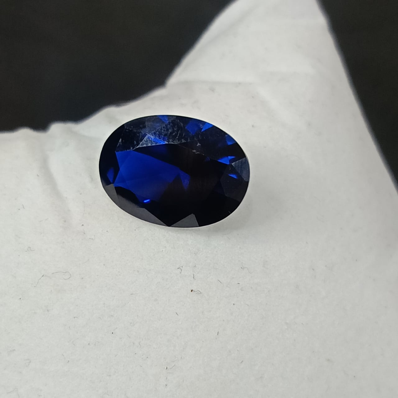 حجر سفير أزرق