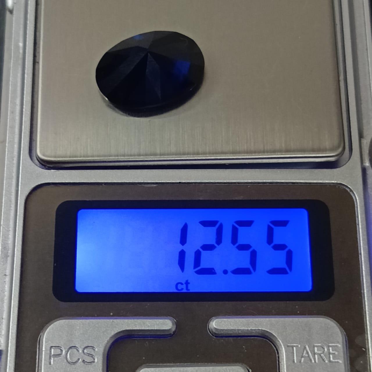 حجر سفير أزرق