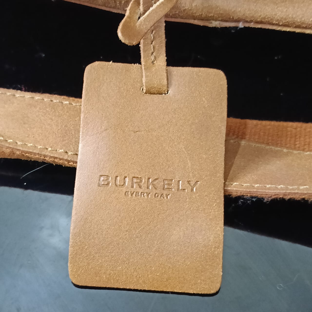 محفظة كبيرة أنتيك تحفة من الجلد الحر