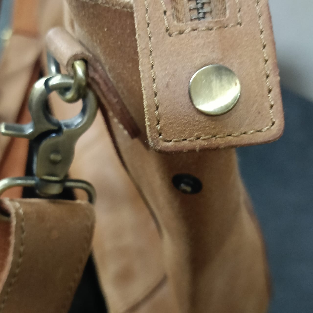 محفظة كبيرة أنتيك تحفة من الجلد الحر