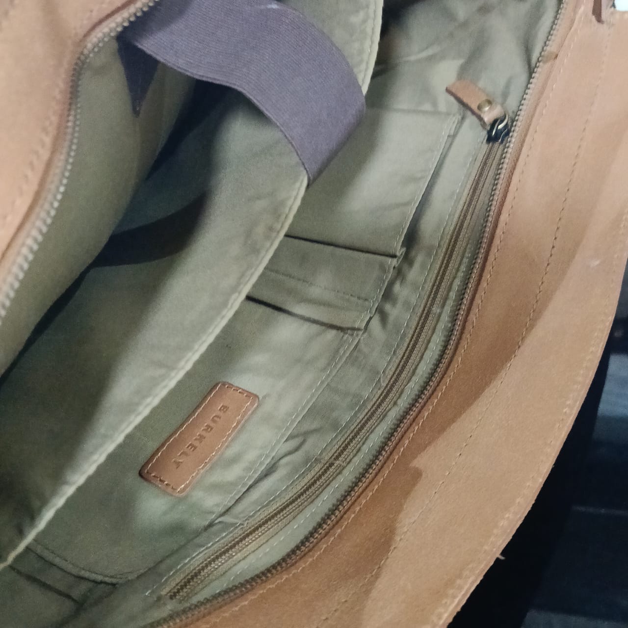 محفظة كبيرة أنتيك تحفة من الجلد الحر