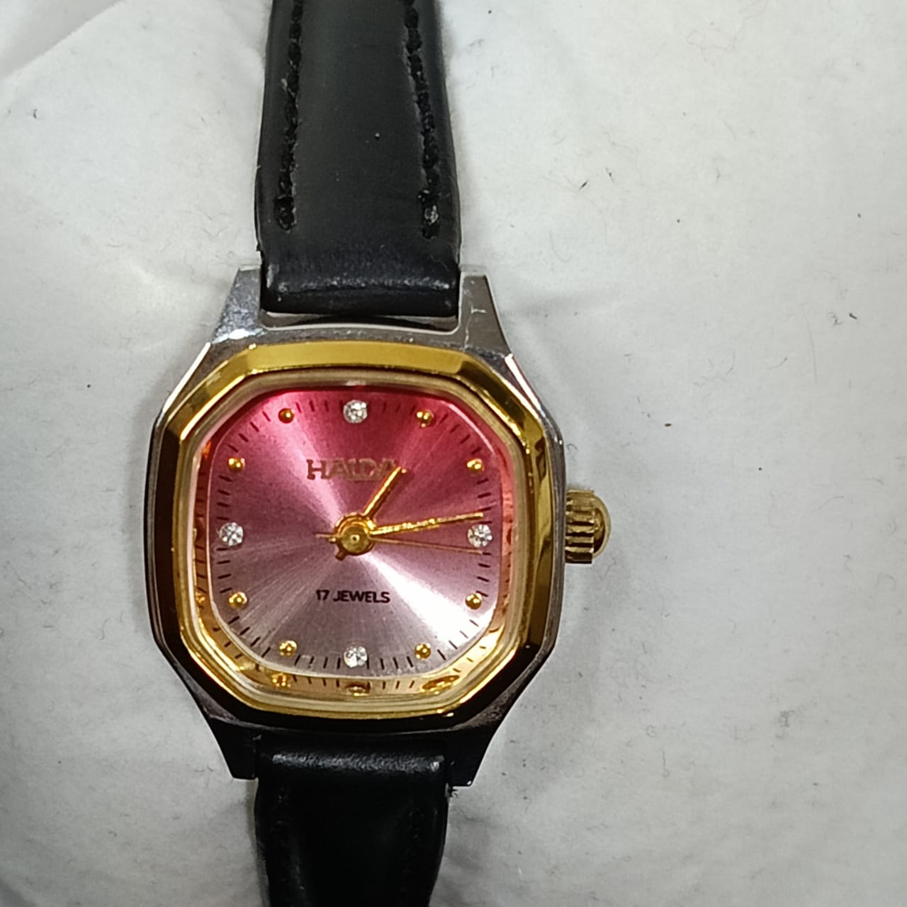 Montre halda mécanique femme original