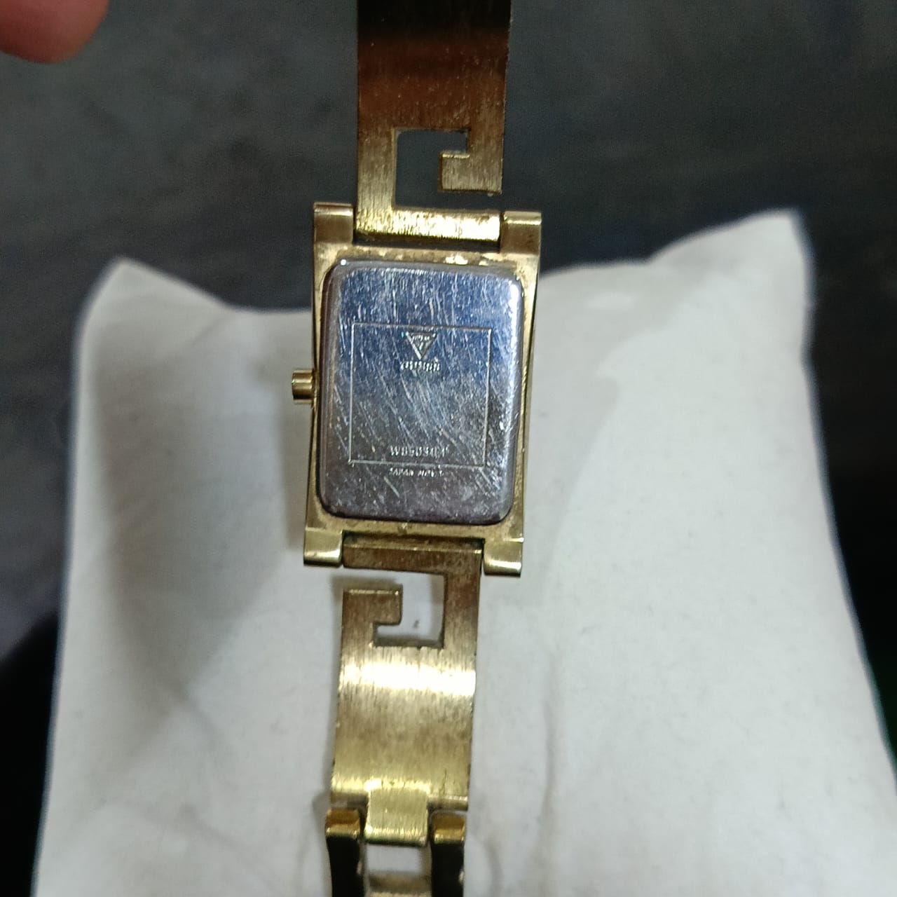 Montre Guess Femme original plaqué or