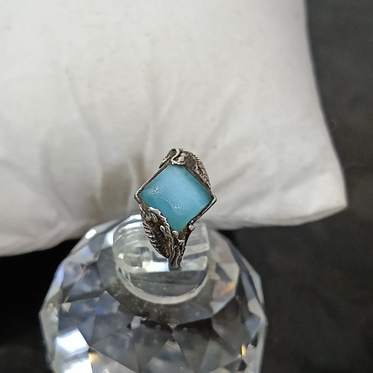 خاتم فضة نسائي بحجر عين الهر