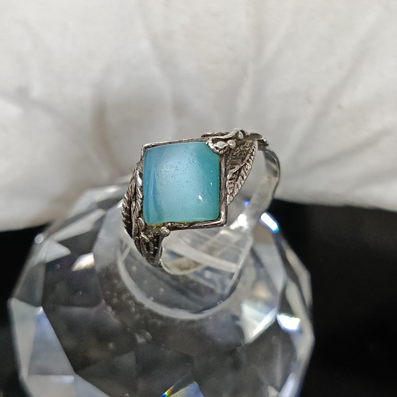 خاتم فضة نسائي بحجر عين الهر