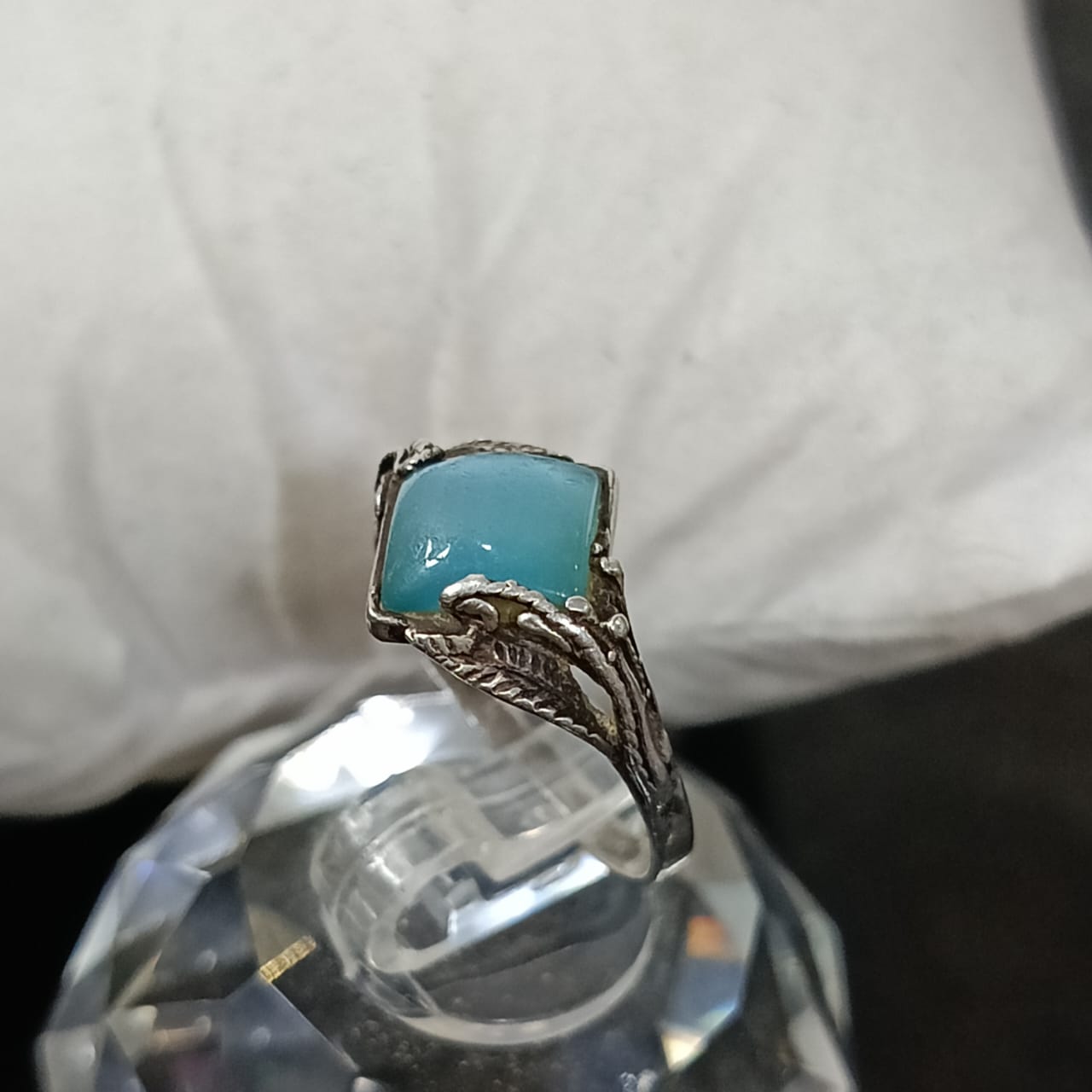 خاتم فضة نسائي بحجر عين الهر