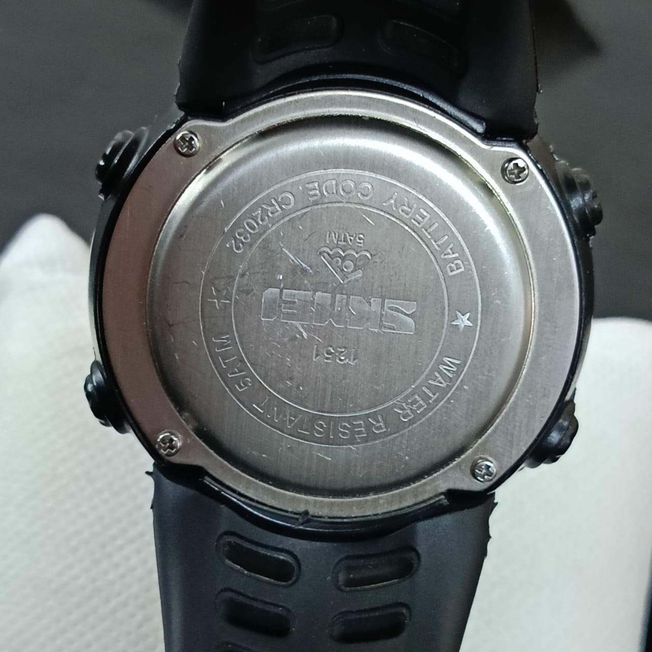 Montre quartz original plongée