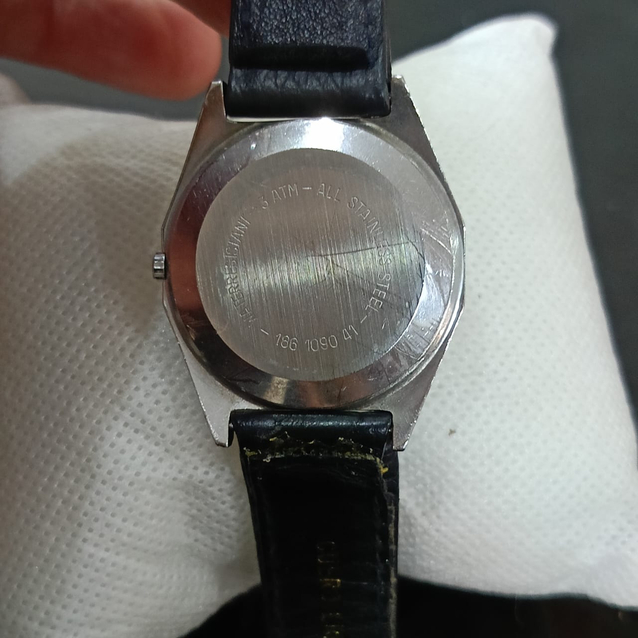 Montre certina Quartz original