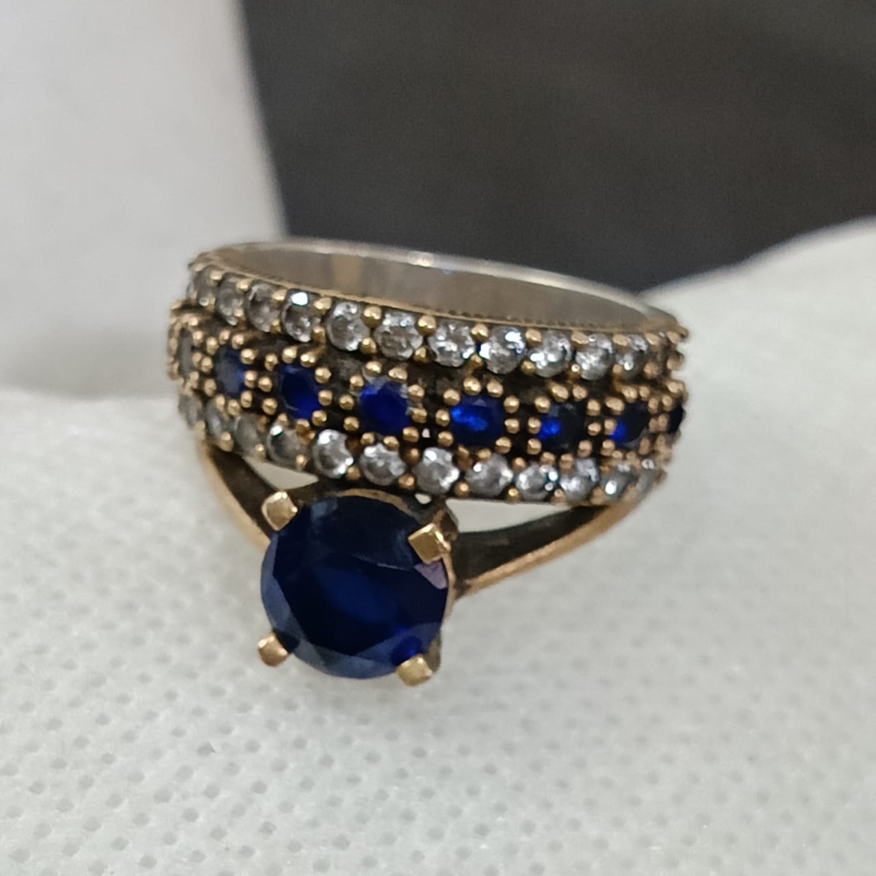 خاتم فضة نسائي مرصع بالأحجار