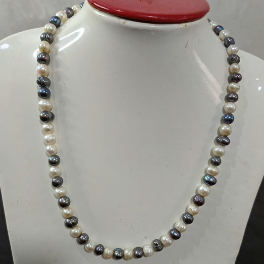 عقد تحفة بلؤلؤ فضي وأبيض