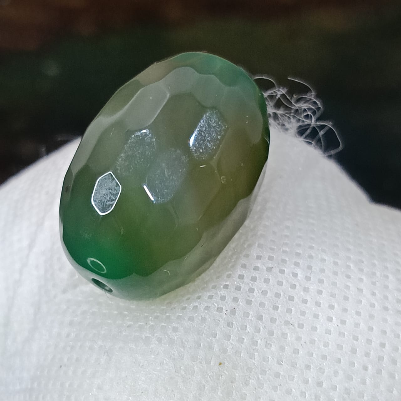 قلادة تحفة من حجر  جاد طبيعي