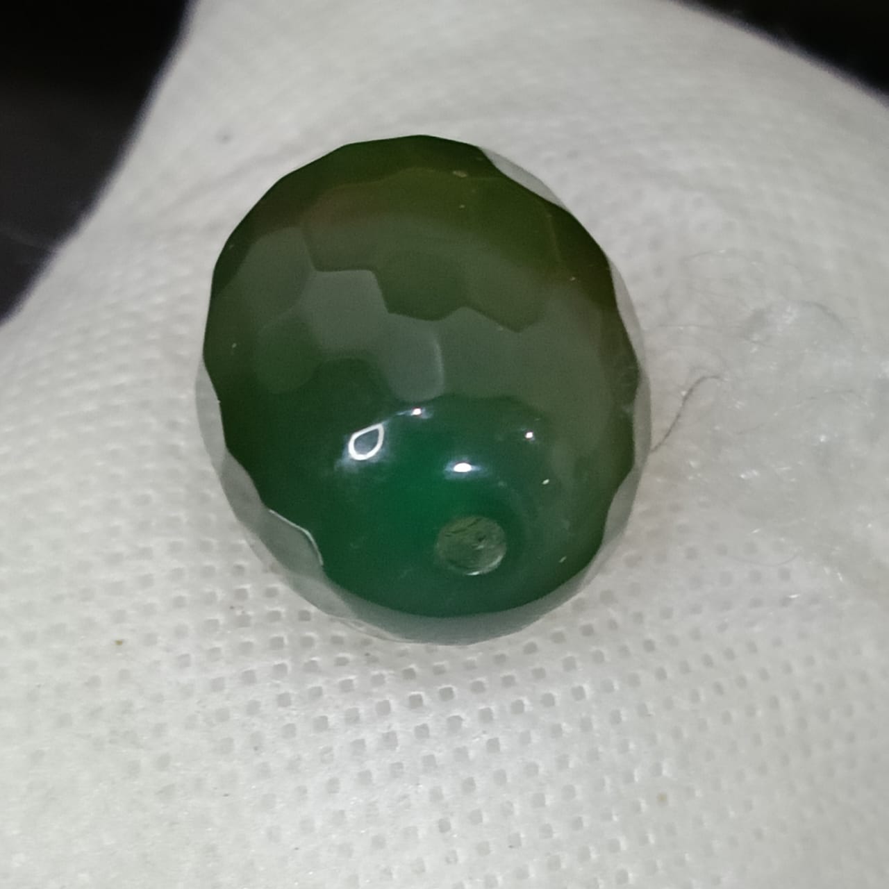 قلادة تحفة من حجر  جاد طبيعي