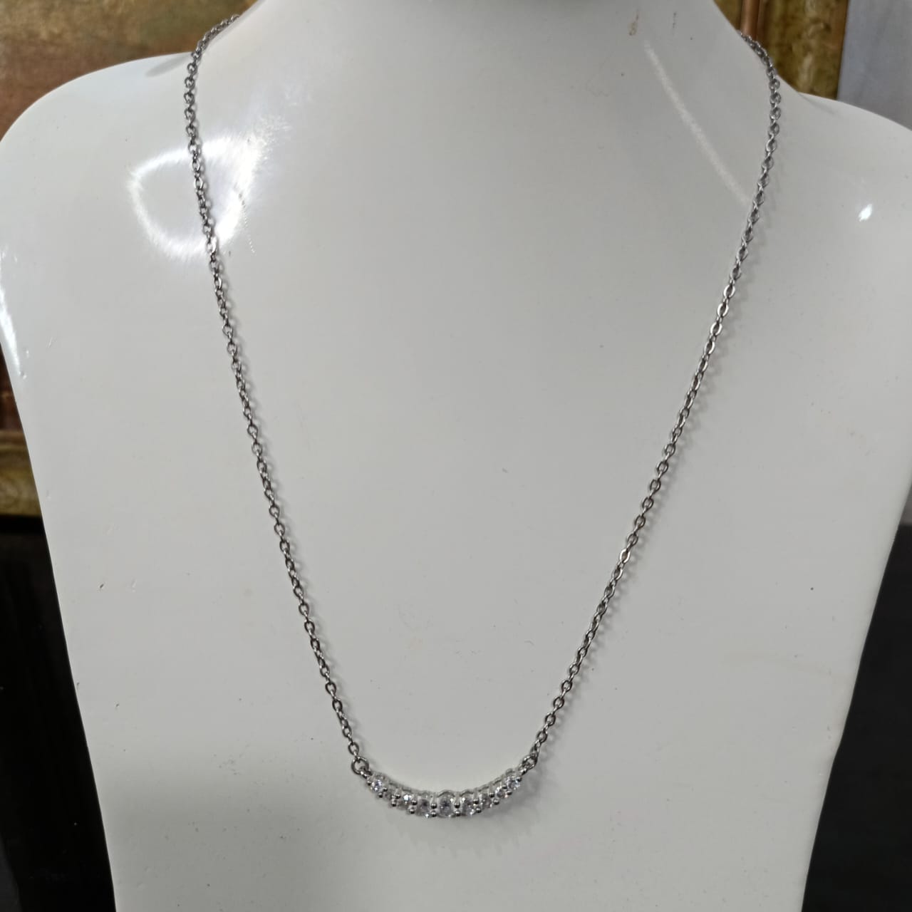 سلسلة فضة تحفة مرصعة بالأحجار