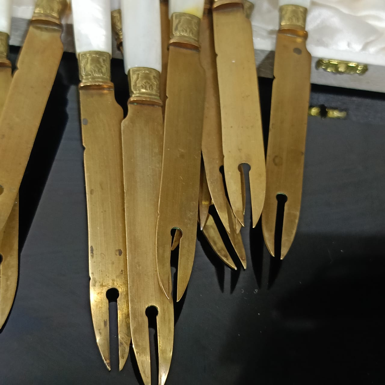 Coffret antique أشواك طعام بلاكي