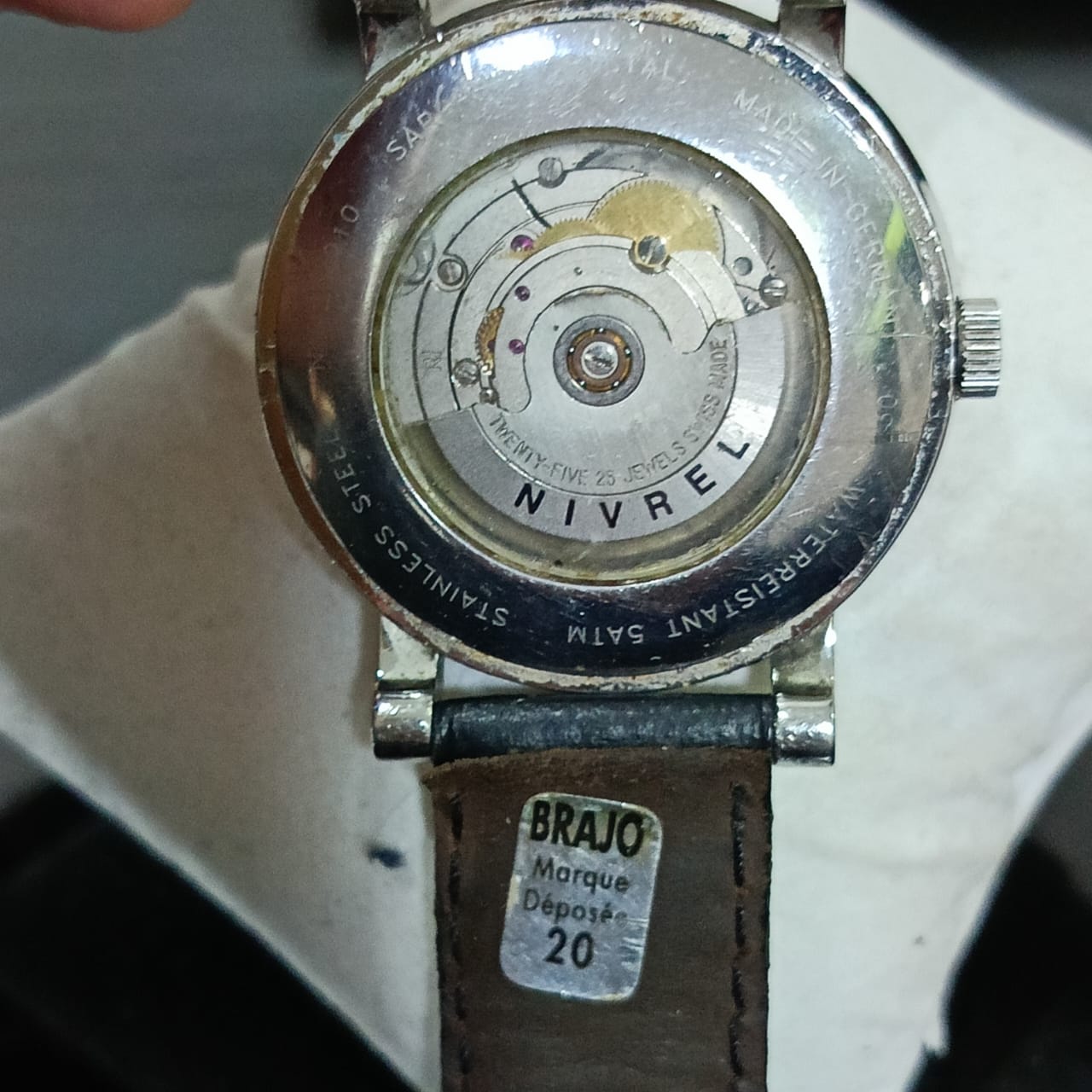 Montre nivrel automatique original