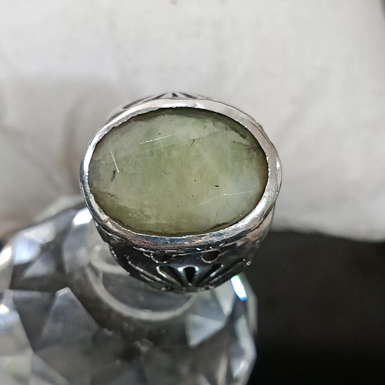 خاتم فضة بحجر زمرد طبيعي تحفة