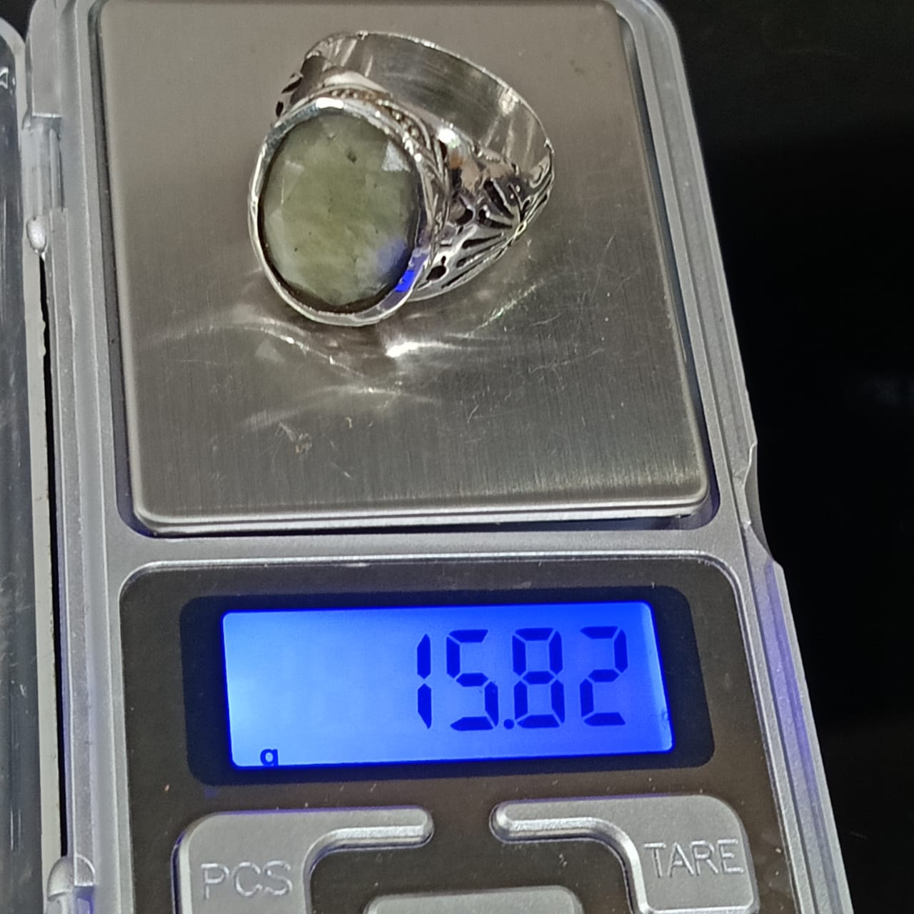 خاتم فضة بحجر زمرد طبيعي تحفة