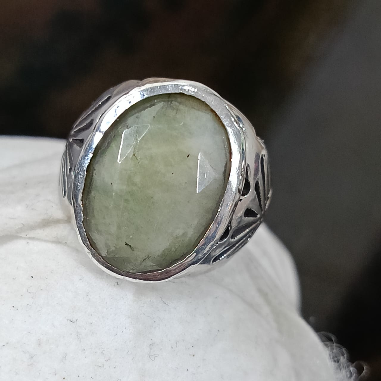 خاتم فضة بحجر زمرد طبيعي تحفة