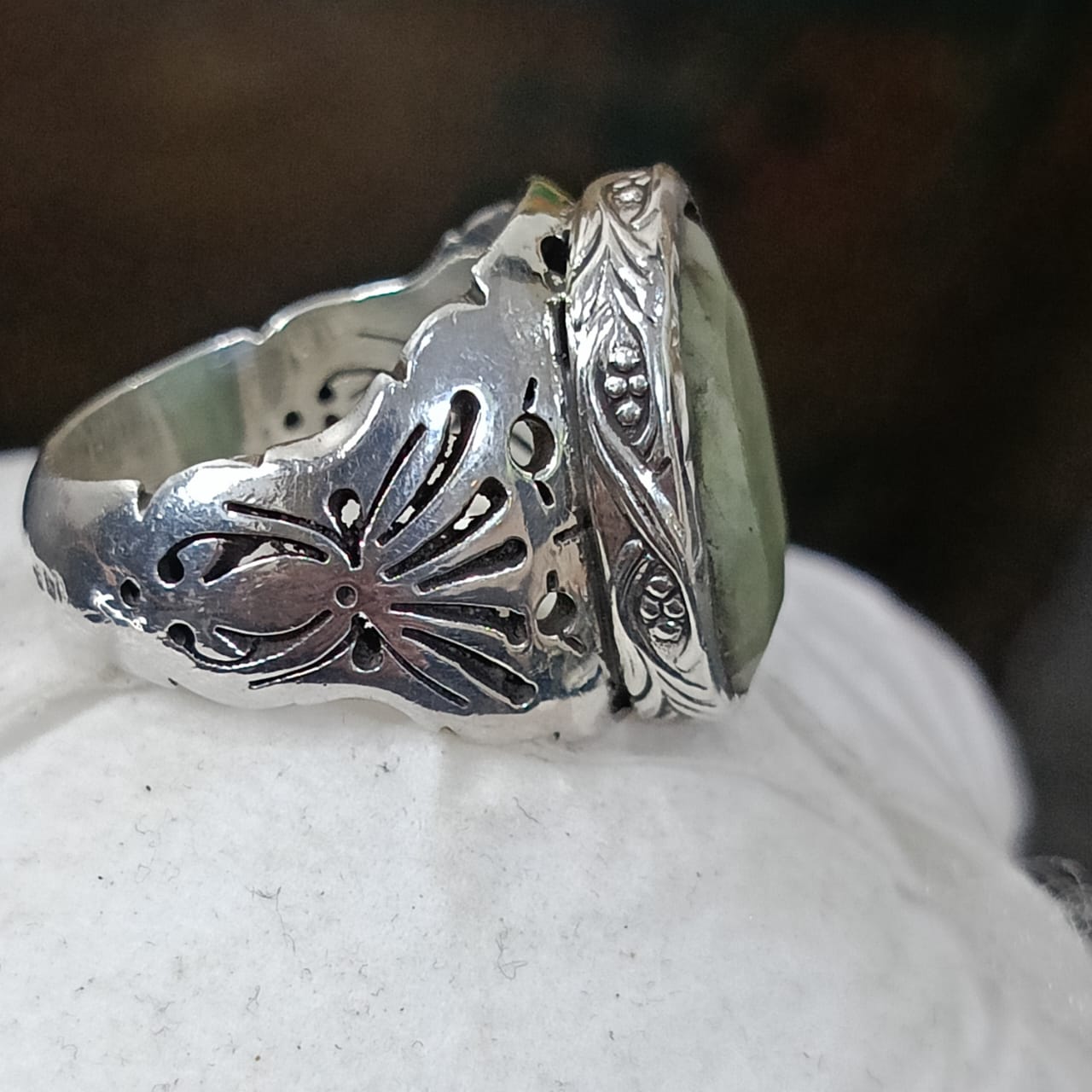 خاتم فضة بحجر زمرد طبيعي تحفة