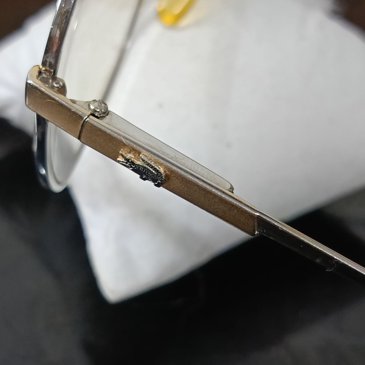 Cadre du lunette Lacoste homme original