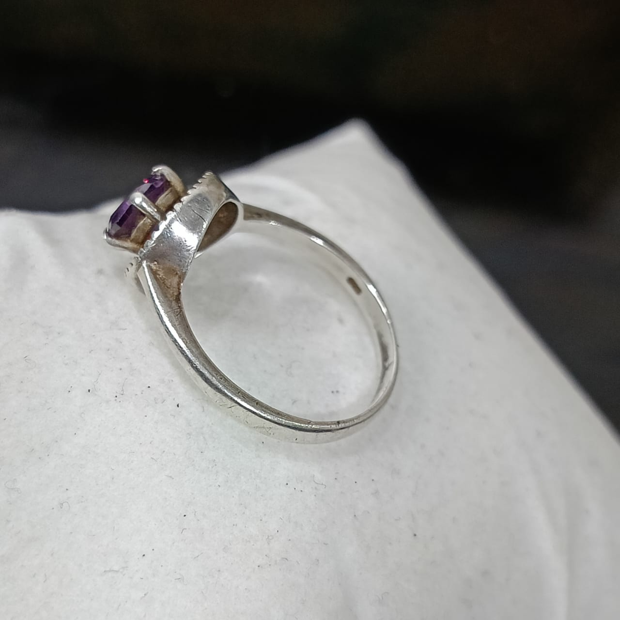 خاتم فضة نسائي بحجر امتيست