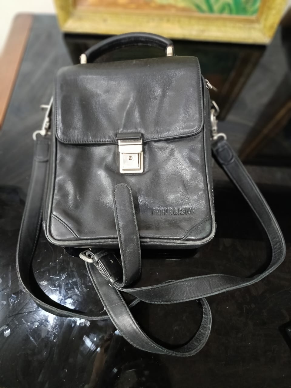 Sacoche Arthur aston en cuir vintage original