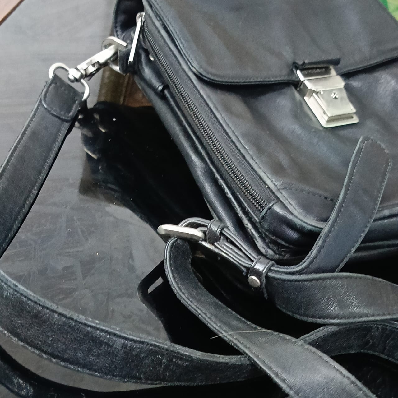 Sacoche Arthur aston en cuir vintage original