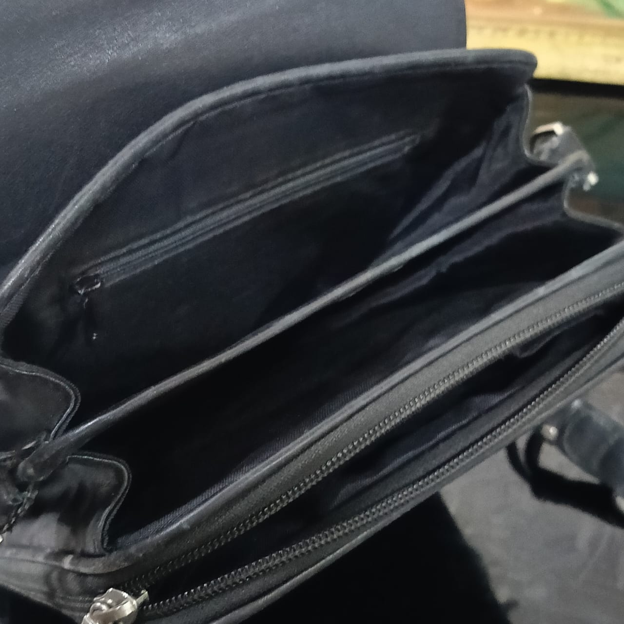 Sacoche Arthur aston en cuir vintage original